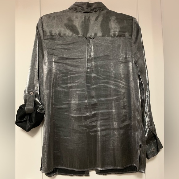 Shimmery metallic blouse, sleeves button at cuff, or fold up button mid sleeve. - Picture 5 of 13